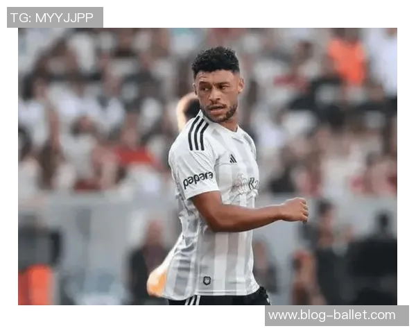 张伯伦加盟凯尔特人重返赛场32岁球员以自由身开启新篇章